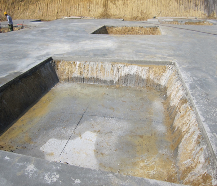 南昌市建筑設(shè)計研究院總部辦公大樓工程筏板基礎(chǔ)下柱墩找平、彈線